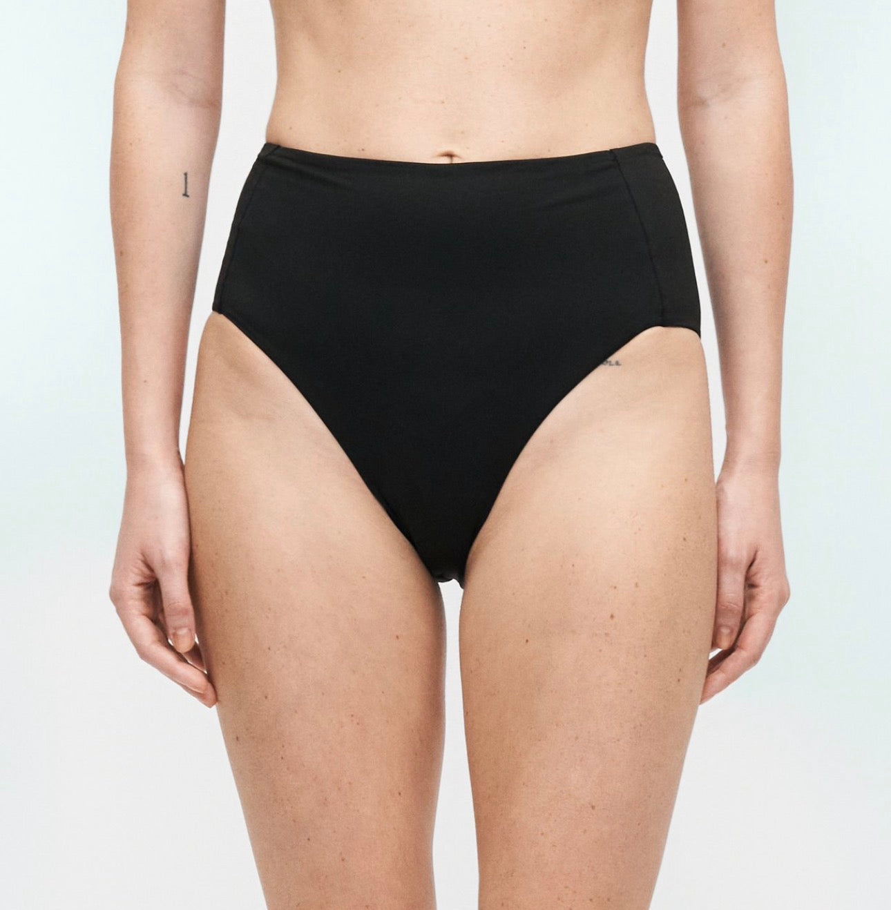 Indi Love Black